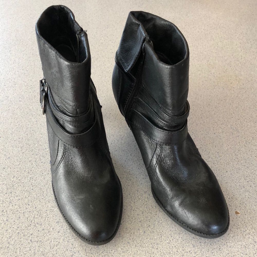 Ankle boots